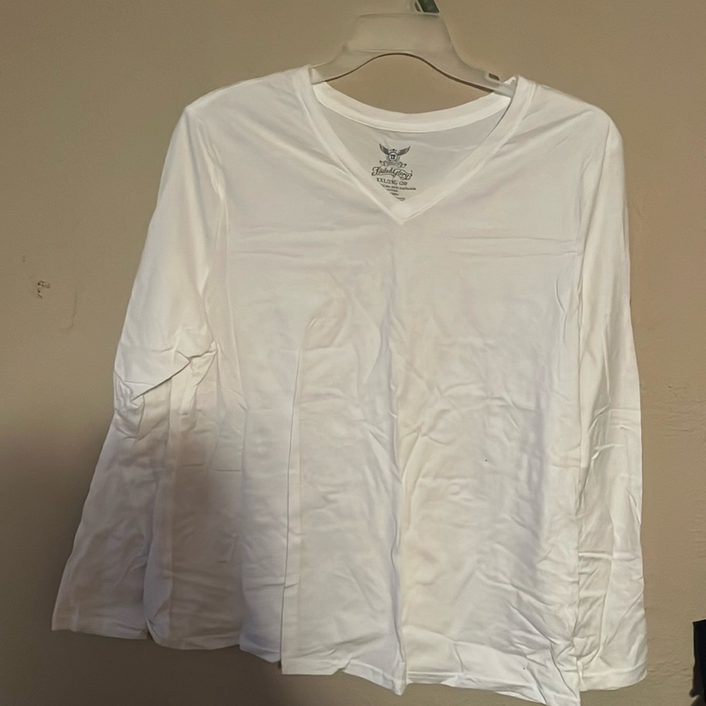 Women’s long sleeve shirt